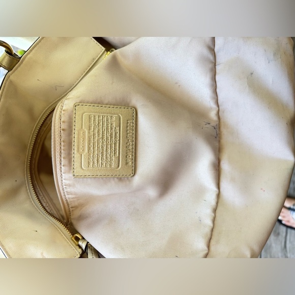 Coach Gallery Lurex Tote bag - Picture 6 of 13